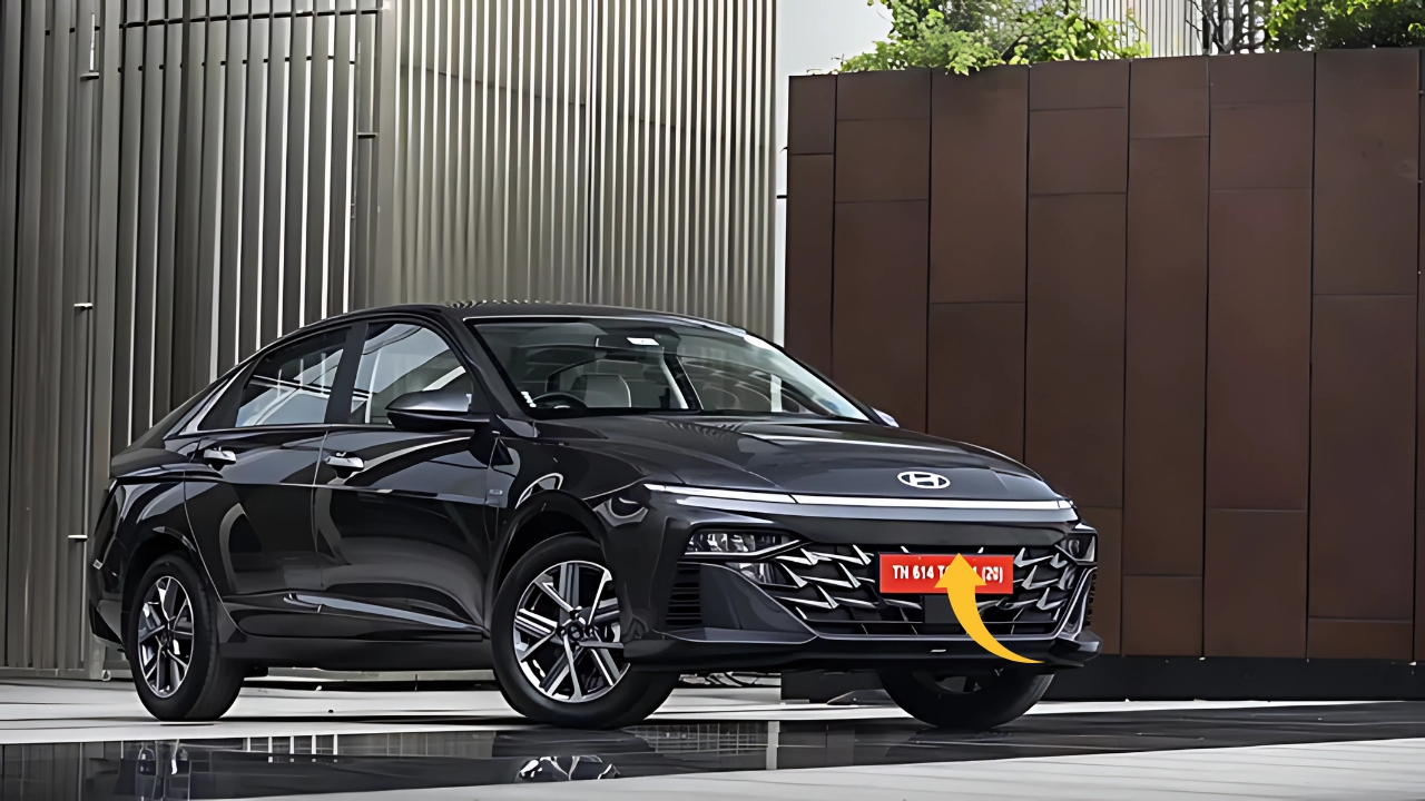 Hyundai Verna New facelift burns the Indian Auto market, mileage is 19 Kmpl
